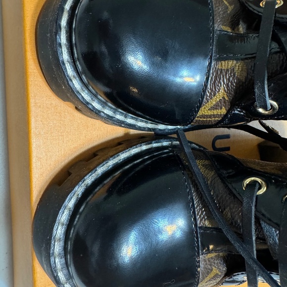 Louis Vuitton Patent Calfskin Monogram Star Trail Ankle Boots Size 37.5 Black - Picture 4 of 16